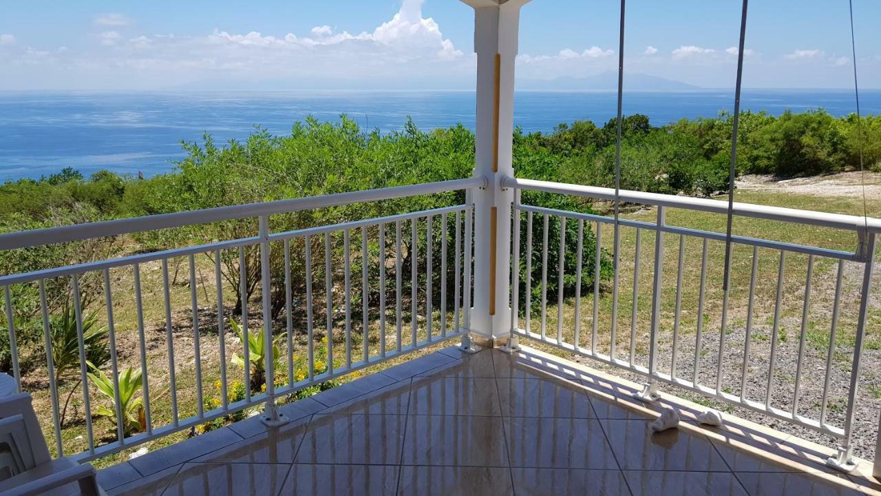 Villa Planète Bleue Beaurenom Esterno foto